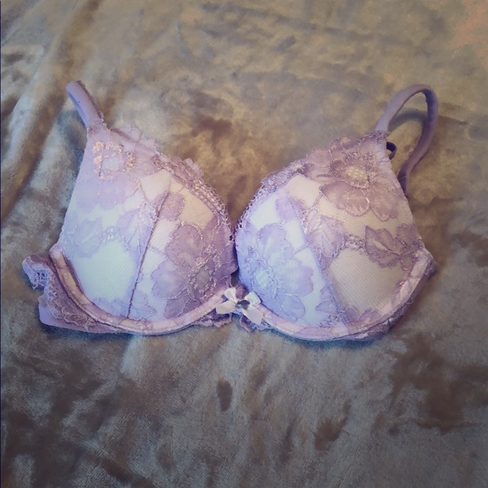 💥NWOT VS Body by Victoria Push Up Bra, 32B